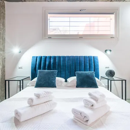 Ex Magazzini קליארי